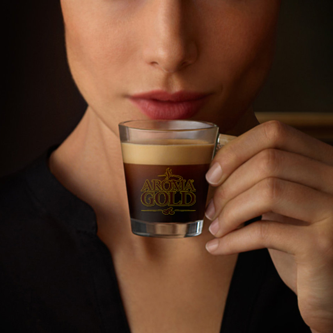 Согреваемся и поднимаем настроение в холодную погоду зерновым кофе Aroma Gold Espresso. 