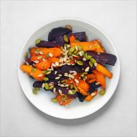 Салат из запеченой свеклы и тыквы 