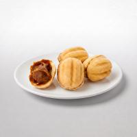 Орешки песочные с фундуком и сгущенкой