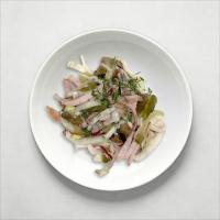 Салат с ветчиной и шампиньонами 100г