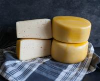 СЫР ТОММ КОРОВЬЕГО МОЛОКА СОЗРЕВ 12МЕС ТАВАТУЙСКАЯ СЫРОВАРНЯ БЗМЖ/М