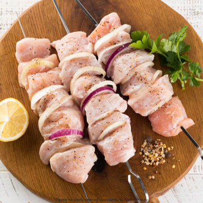 ШАШЛЫК ИЗ ФИЛЕ КУРИНОГО В ЙОГУРТОВОМ МАРИНАДЕ П/Ф ОХЛ ГАСТРОНОМИЯ