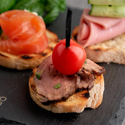 Брускета с ростбифом 50г