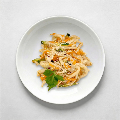 Салат из кальмаров с огурцами и кунжутом 100г