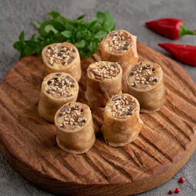 Блинный ролл с грибным жюльеном 35г